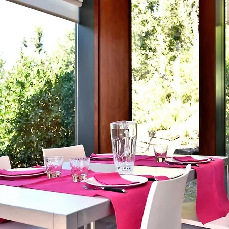 Hideaway Con Piscina Privada * 巴古尔